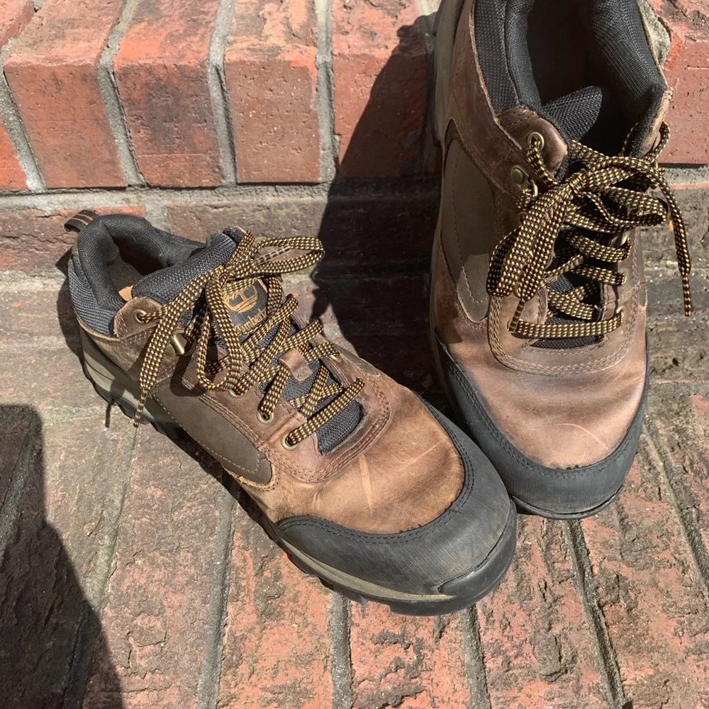 Men’s Waterproof Hiking Trail Boots Rugged Outdoor Sz 11.5 Leather Earthy